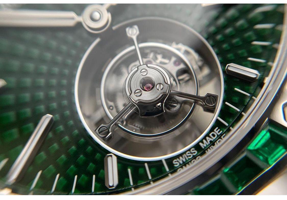 - CONTEMPORARY WATCHES -