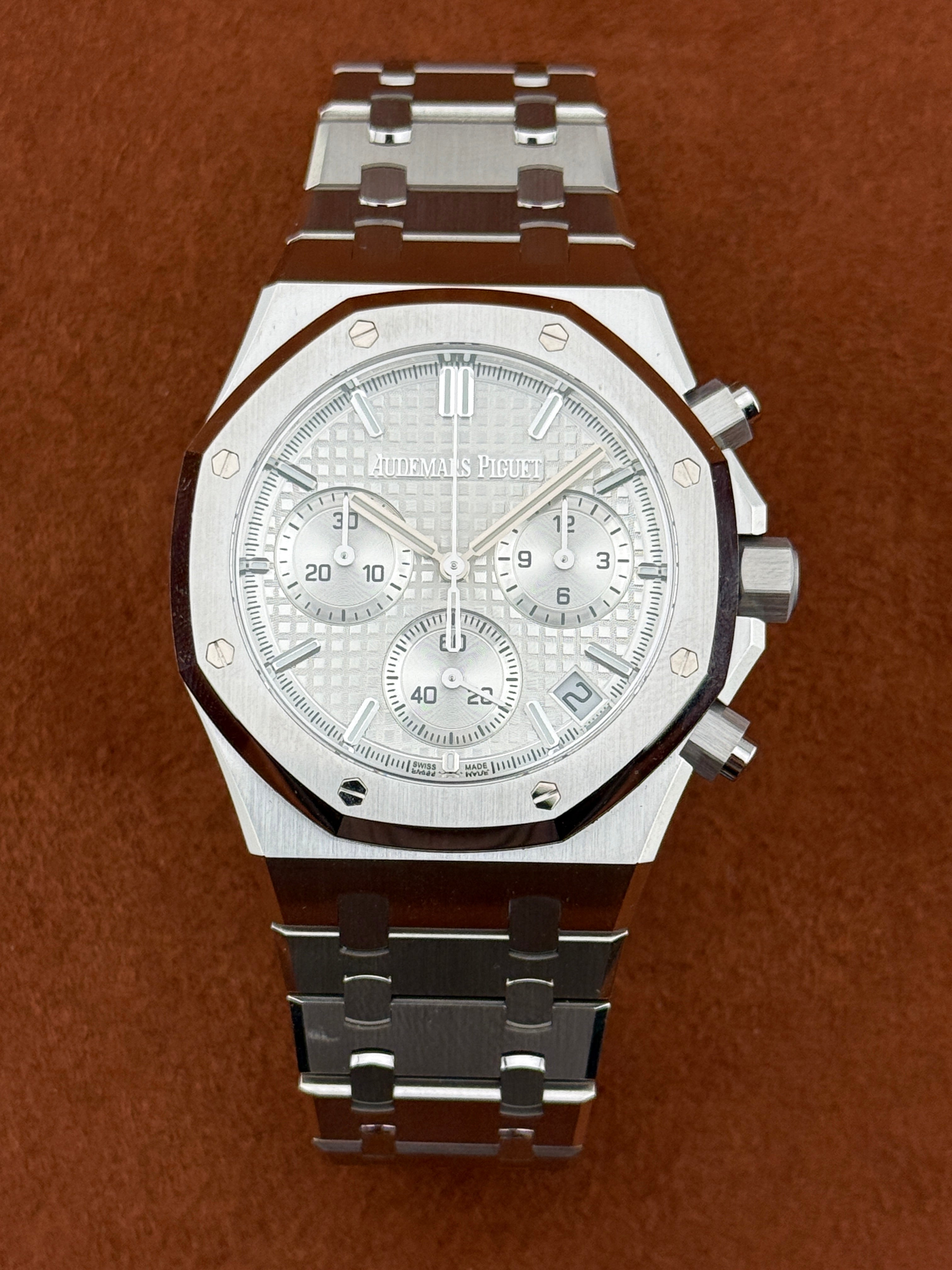 Audemars Piguet Royal Oak Selfwinding Chronograph Ref. 26240ST.OO.1320ST.03 — Full Set, Unworn