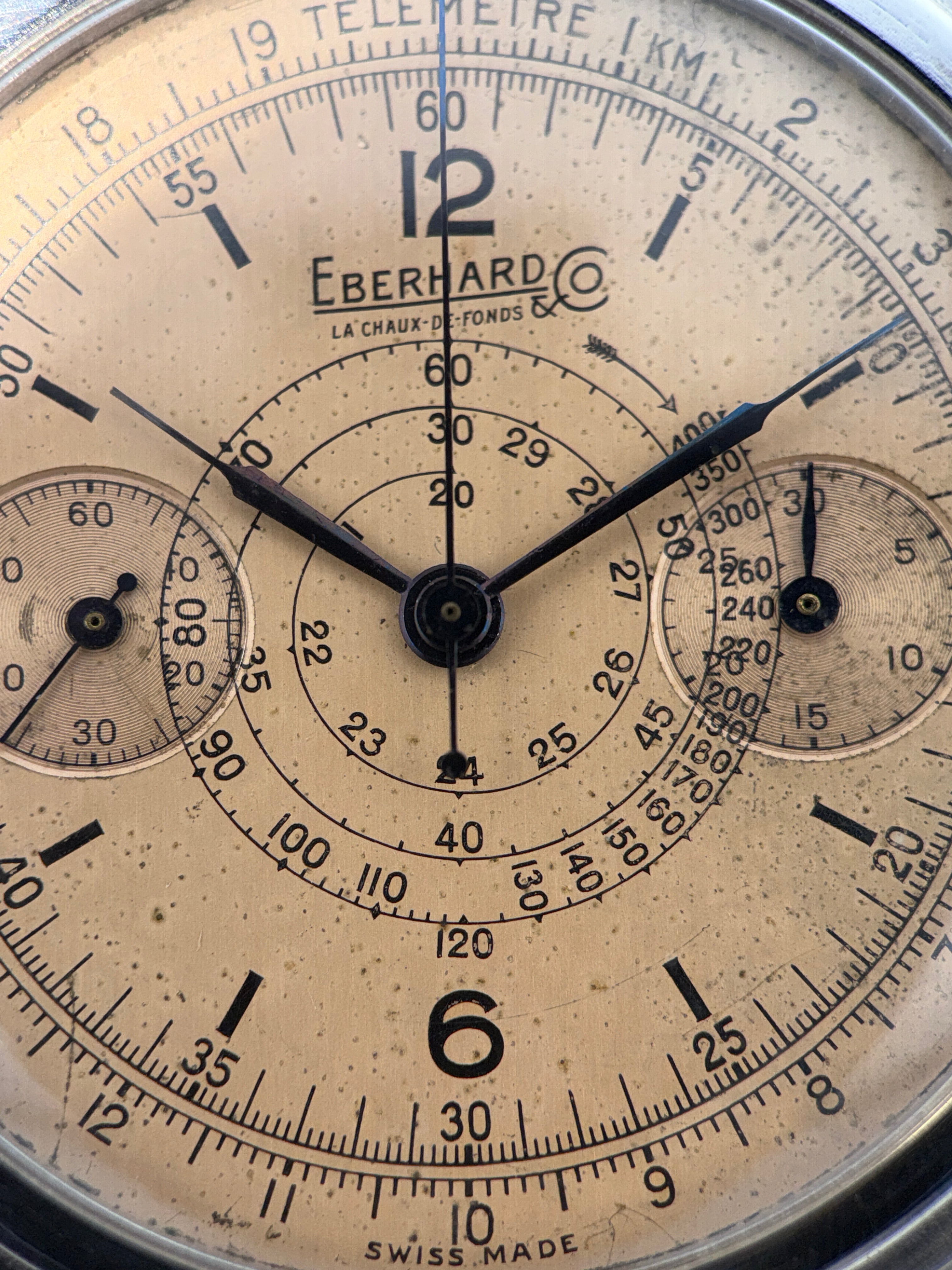 Eberhard & Co. Pre-Extra Fort Chronograph, Stainless Steel, Salmon Dial, Circa 1940