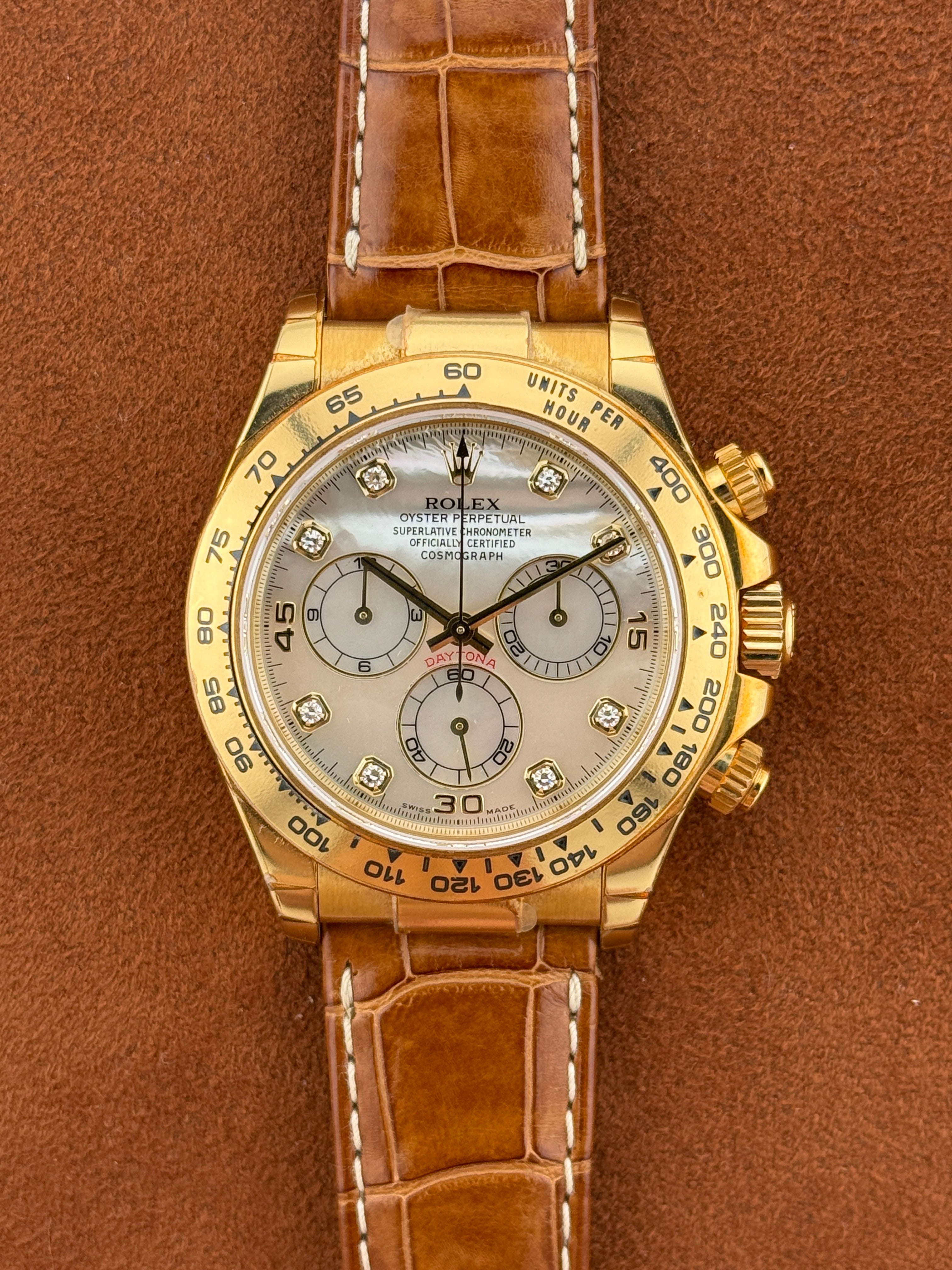 Rolex Daytona 116518 Mother of pearl - full set offered from the original owner