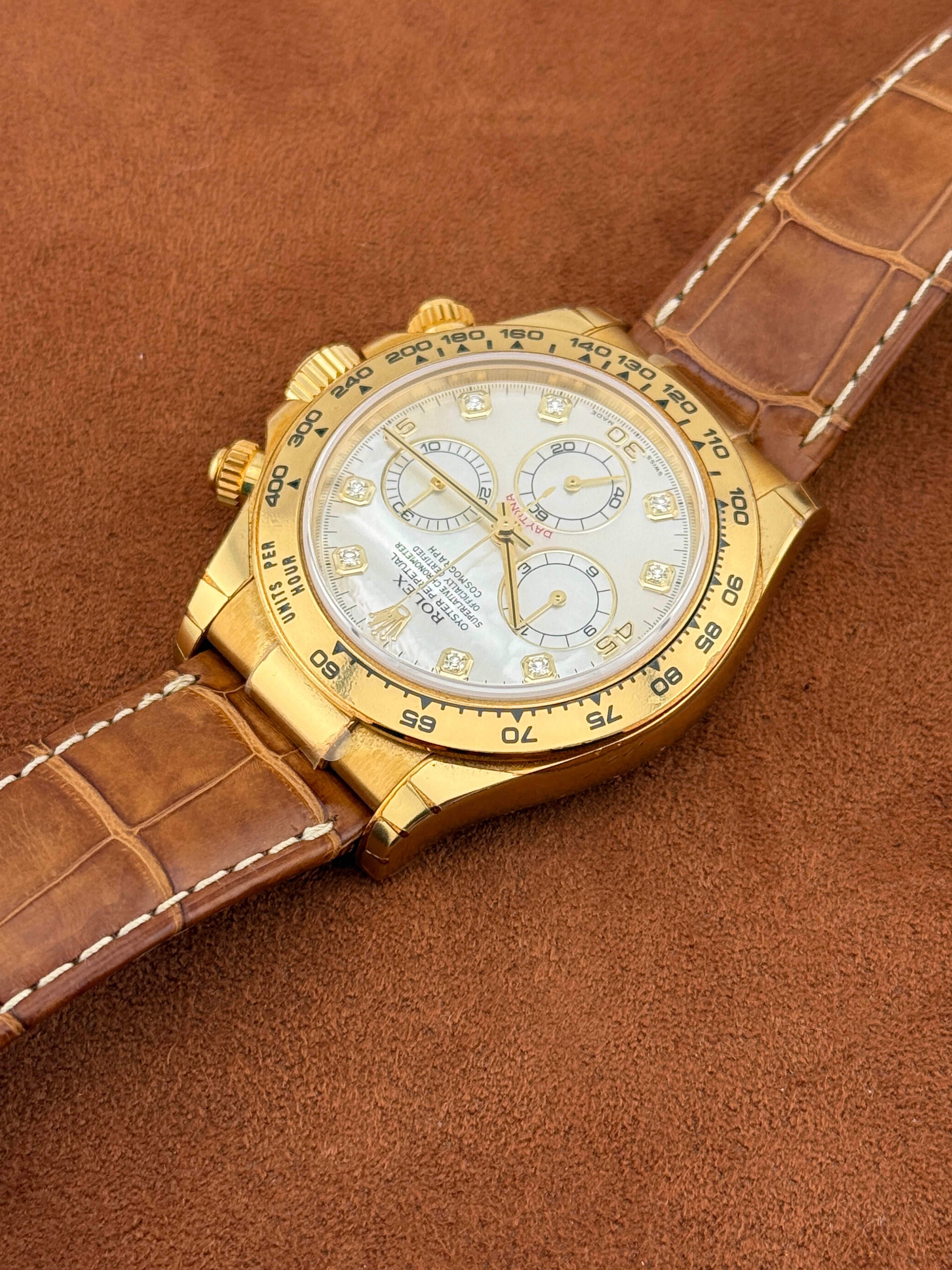 Rolex Daytona 116518 Mother of pearl - full set offered from the original owner