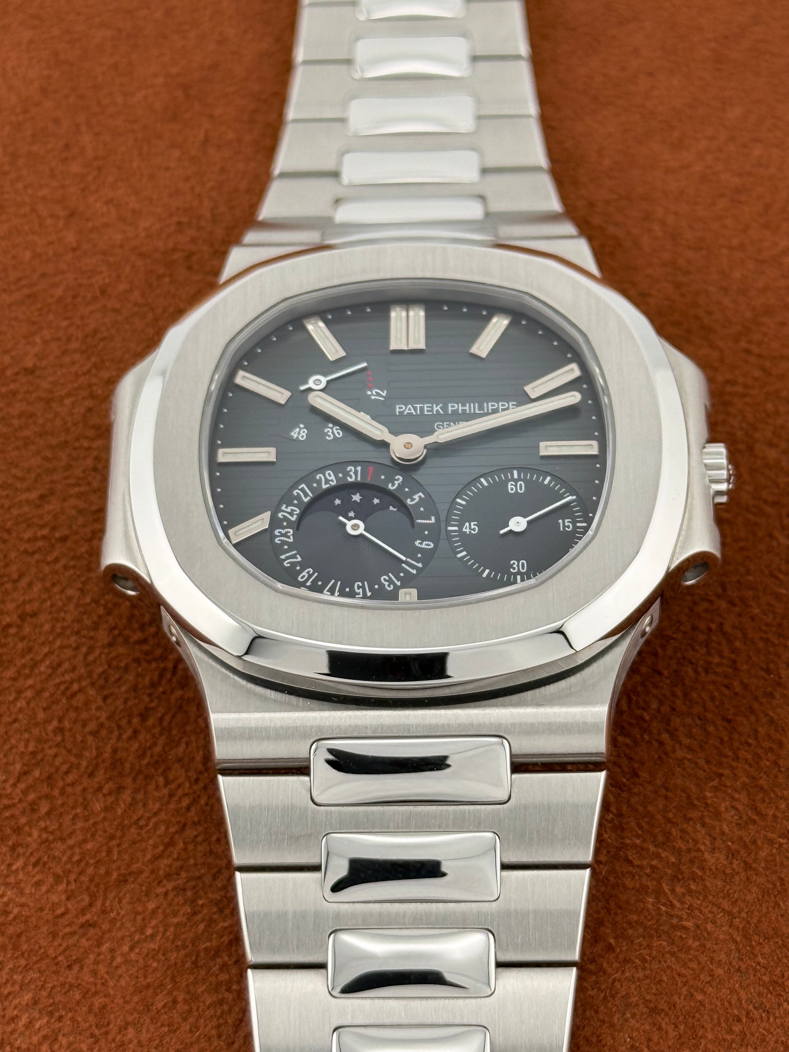 Patek Philippe Nautilus Ref. 3712/1A – First Series, Original Certificate, Full Set