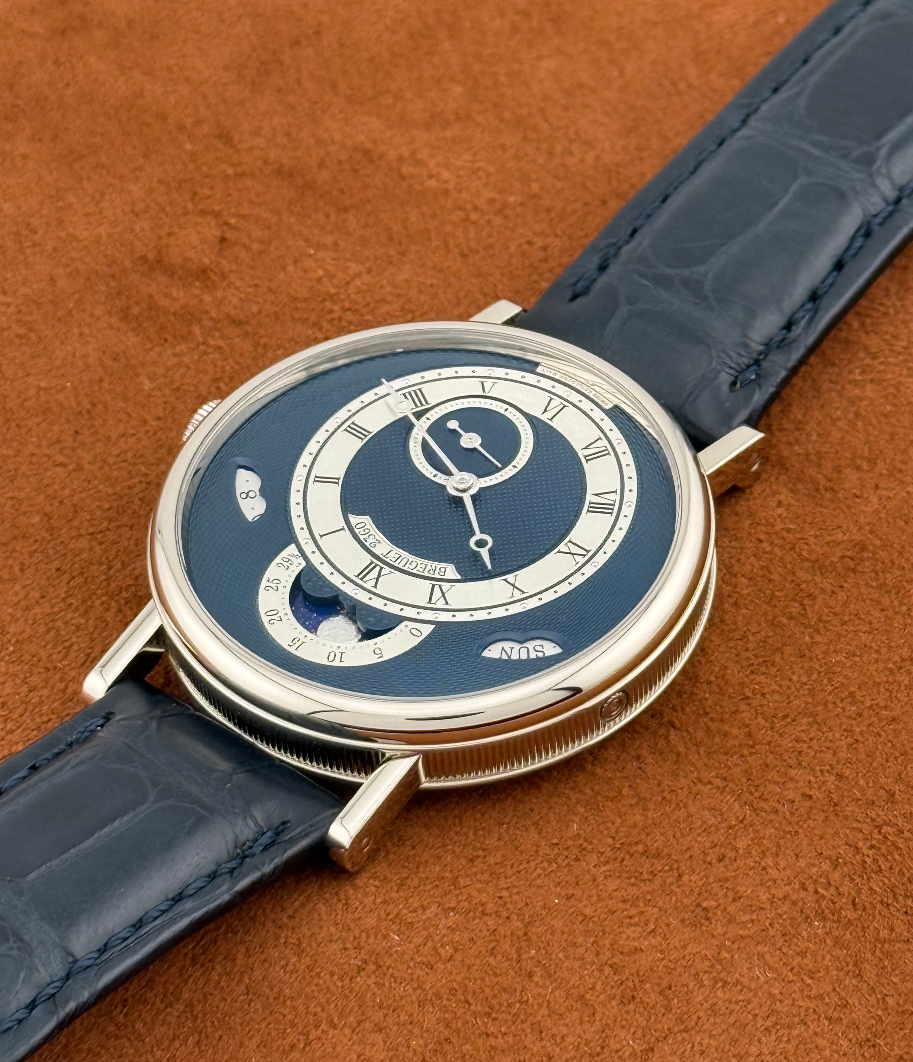 Breguet Classique Calendrier — Ref. 7337BB/Y5/9VU