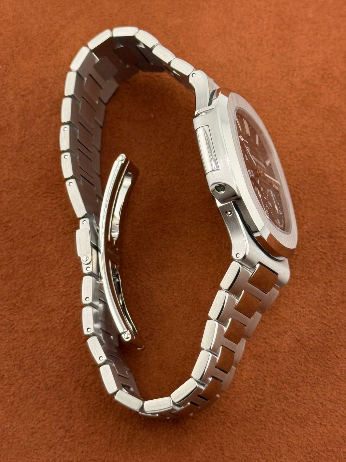 Patek Philippe Nautilus 5712/1A-001, Stainless Steel, Full Set, 2014