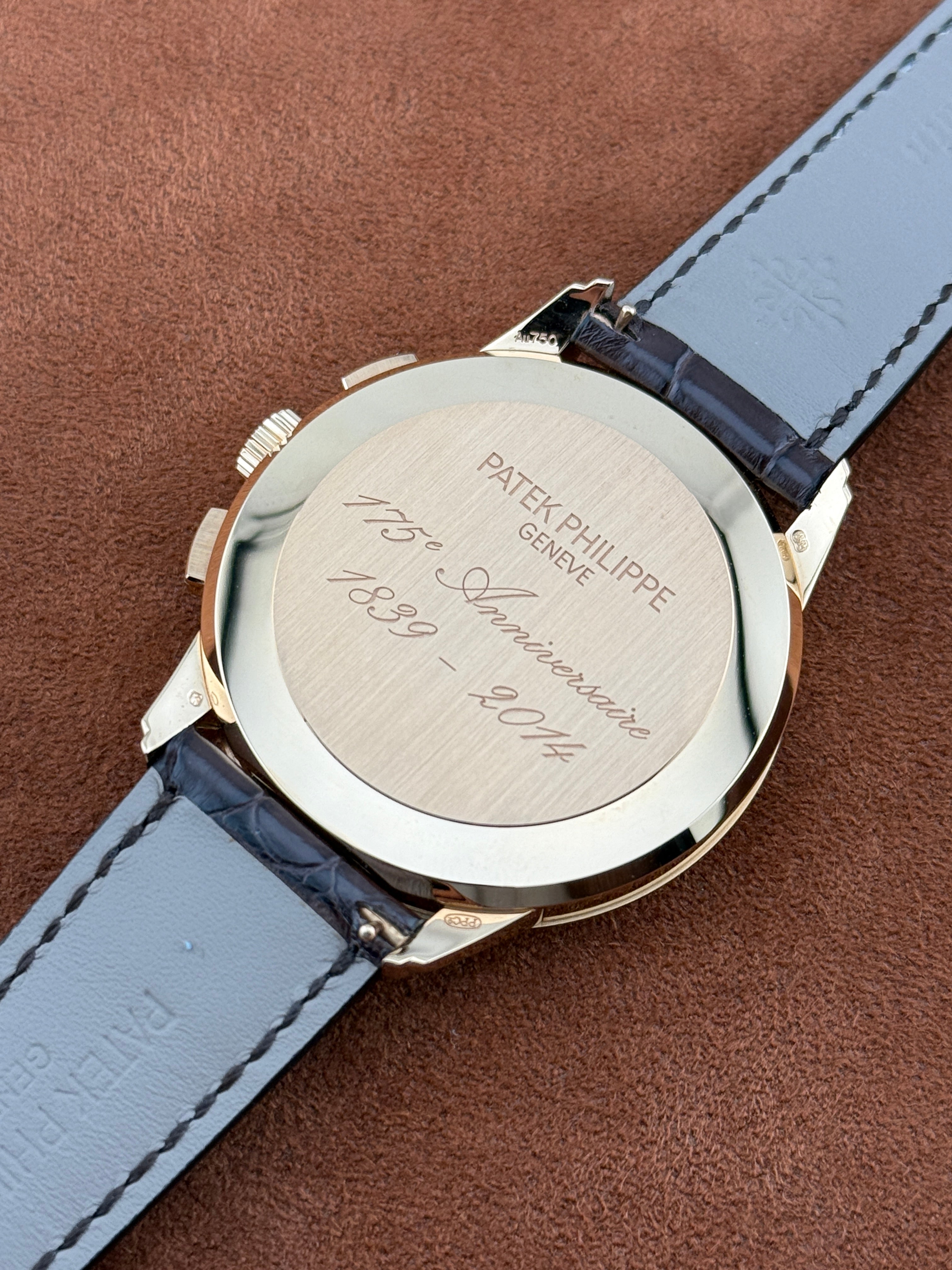 Patek Philippe Ref. 5975R-001 unworn and complete from 2015