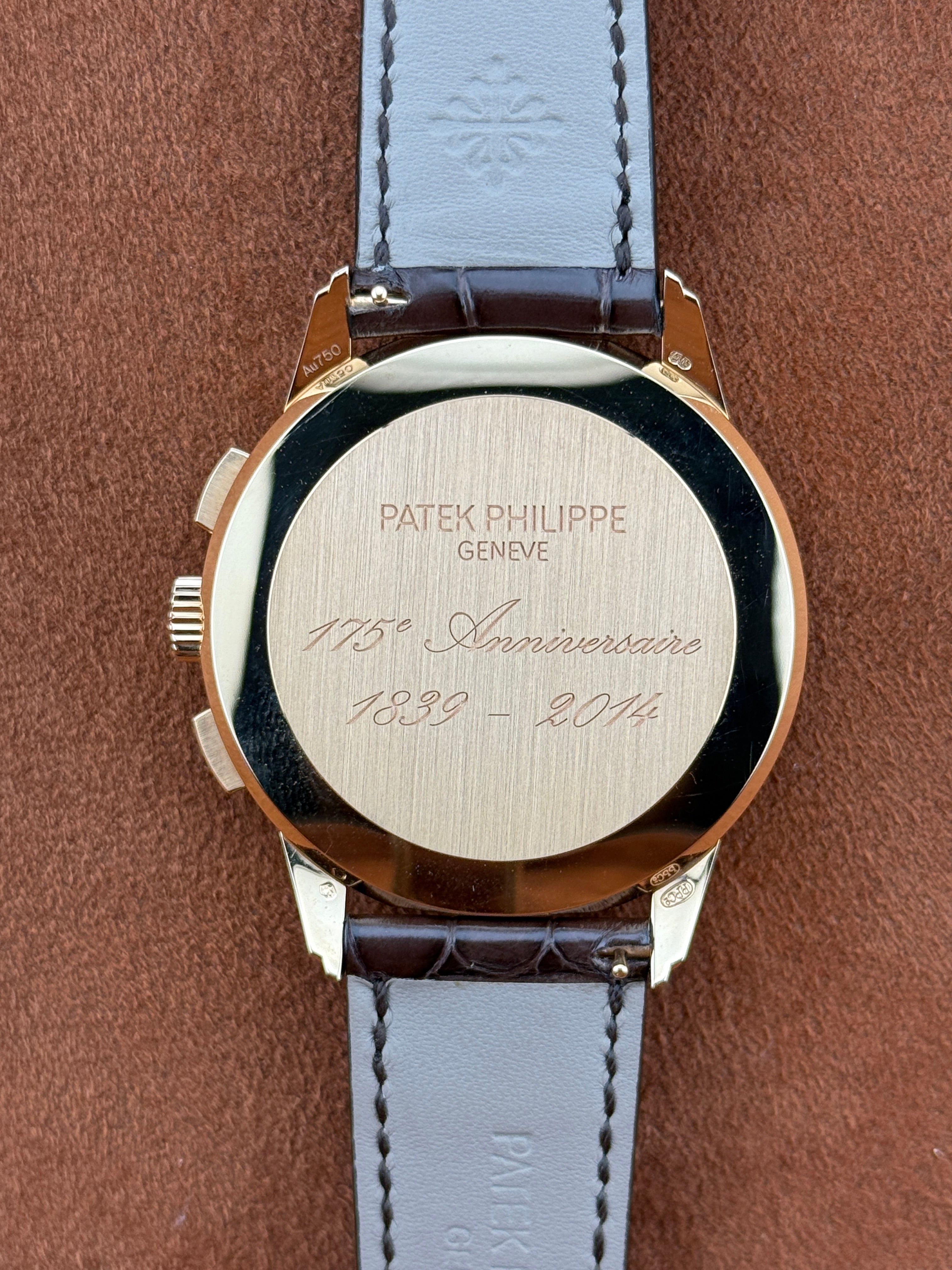 Patek Philippe Ref. 5975R-001 unworn and complete from 2015