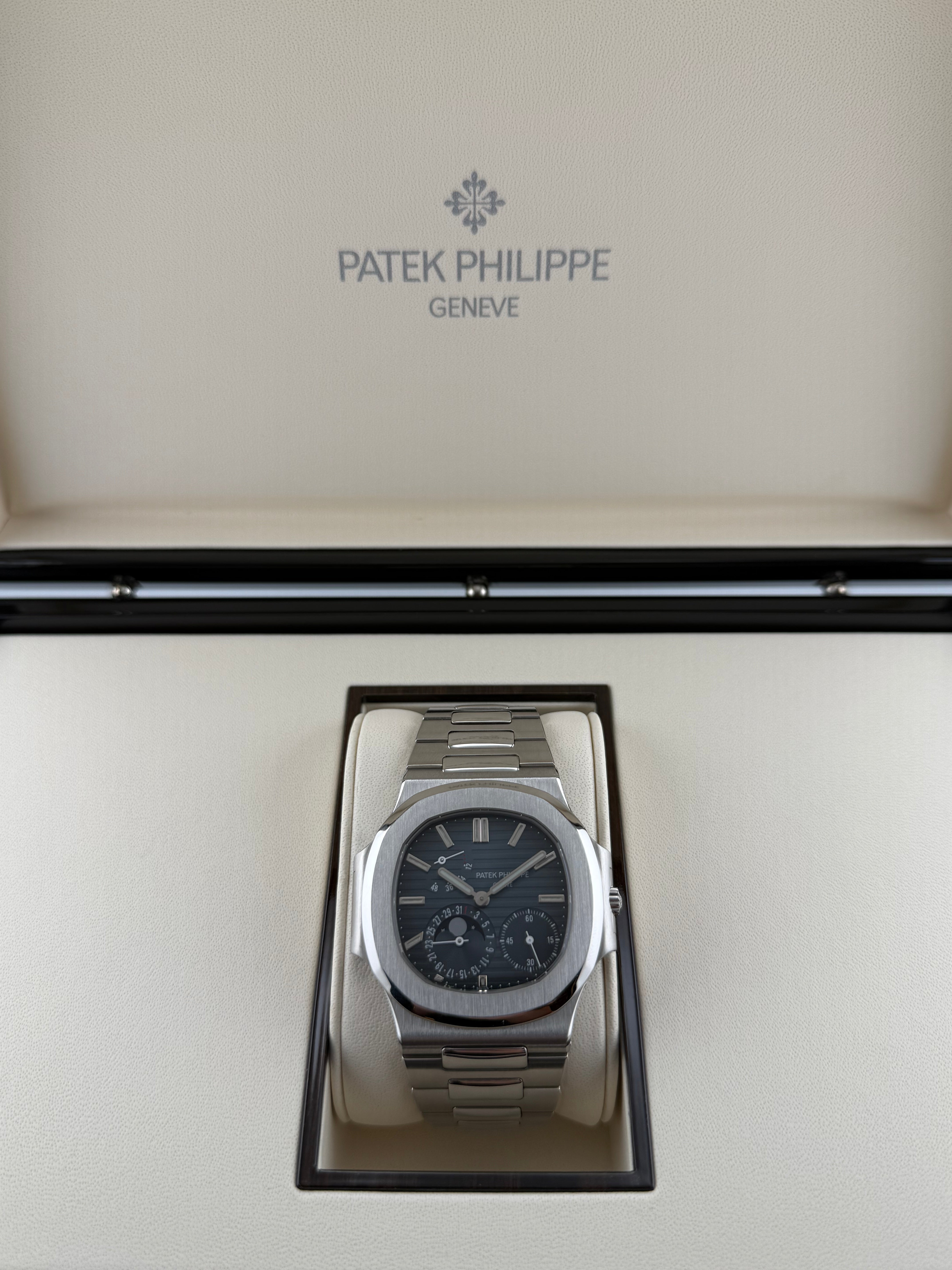 Patek Philippe Nautilus Ref. 3712 “3 Dots” – primera serie, juego completo, alrededor de 2005