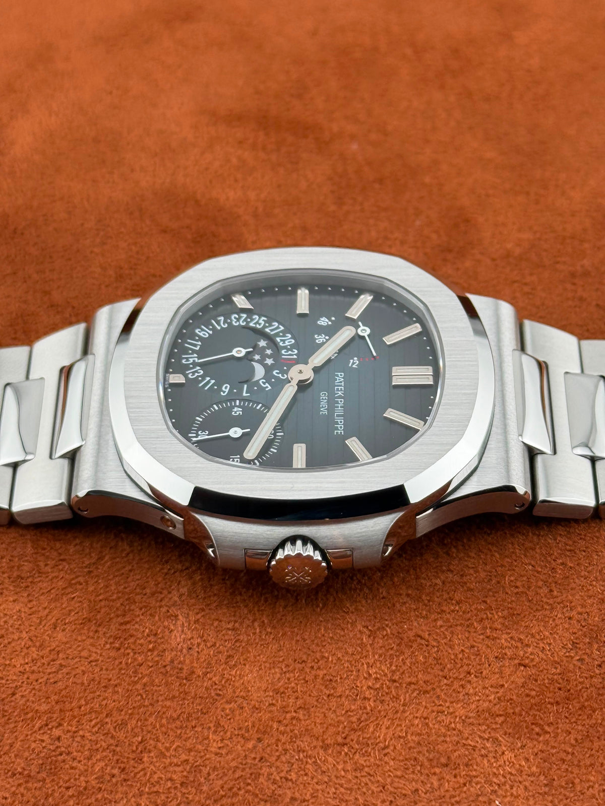 Patek Philippe Nautilus 5712/1A-001, Stainless Steel, Full Set, 2014