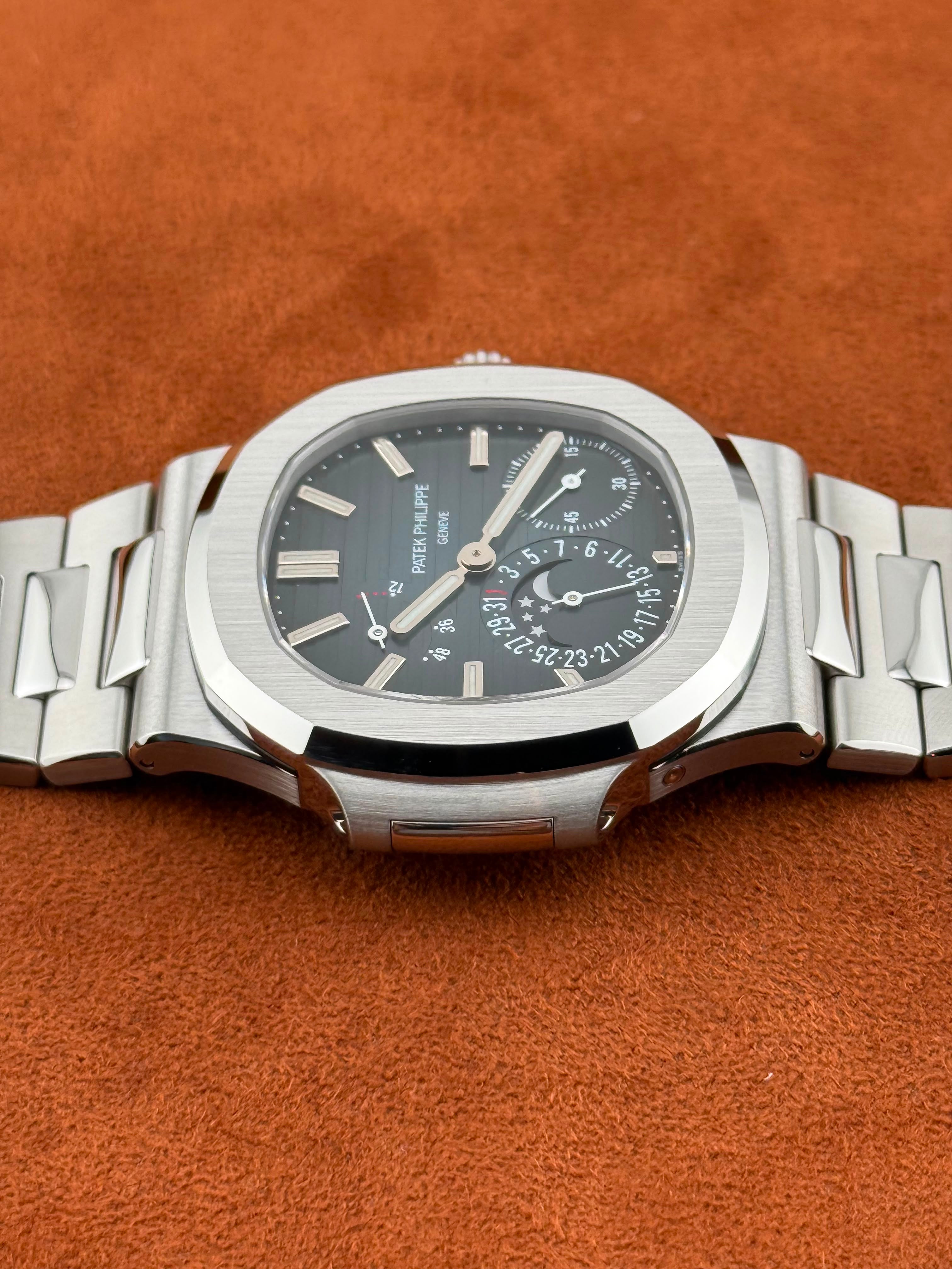 Patek Philippe Nautilus 5712/1A-001, Stainless Steel, Full Set, 2014