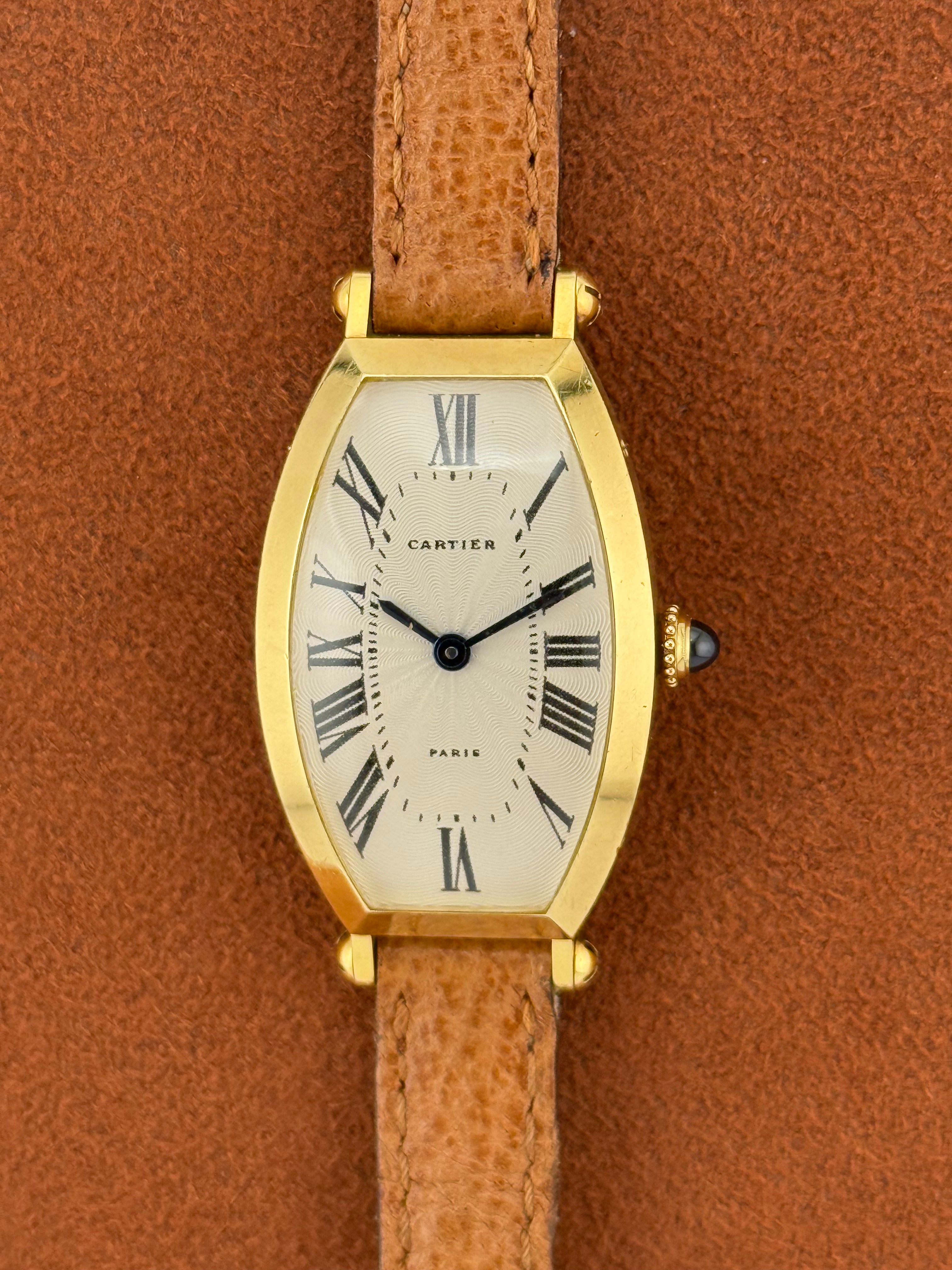 Cartier Tonneau – 18K Gold, Paris Dial, Manual-Wind