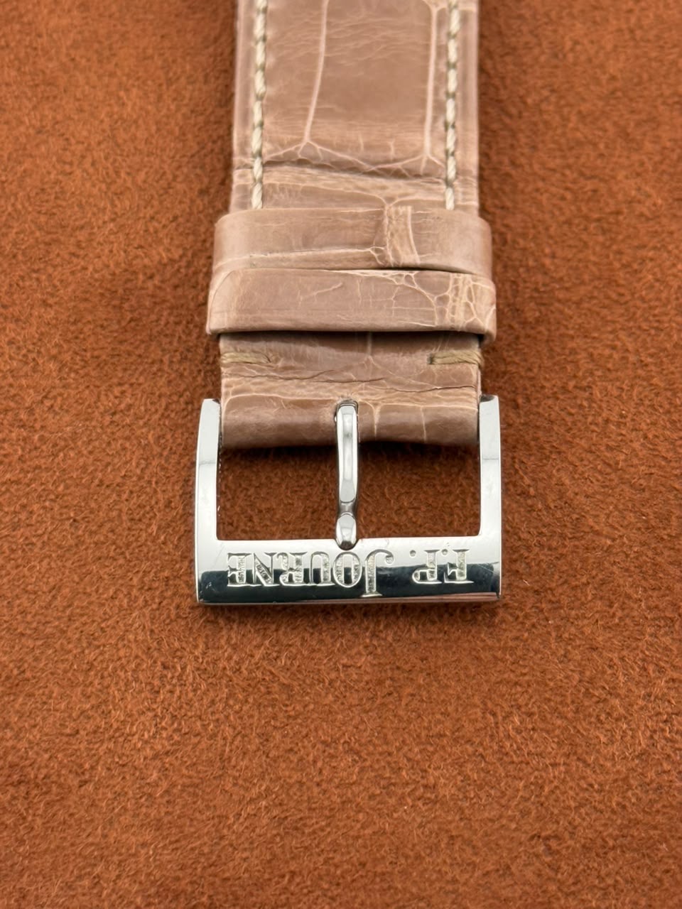F.P. Journe Chronomètre à Résonance No. 048-05RN — Platinum, Full Set, Taiwan Warranty Card Dated 07/09/2007