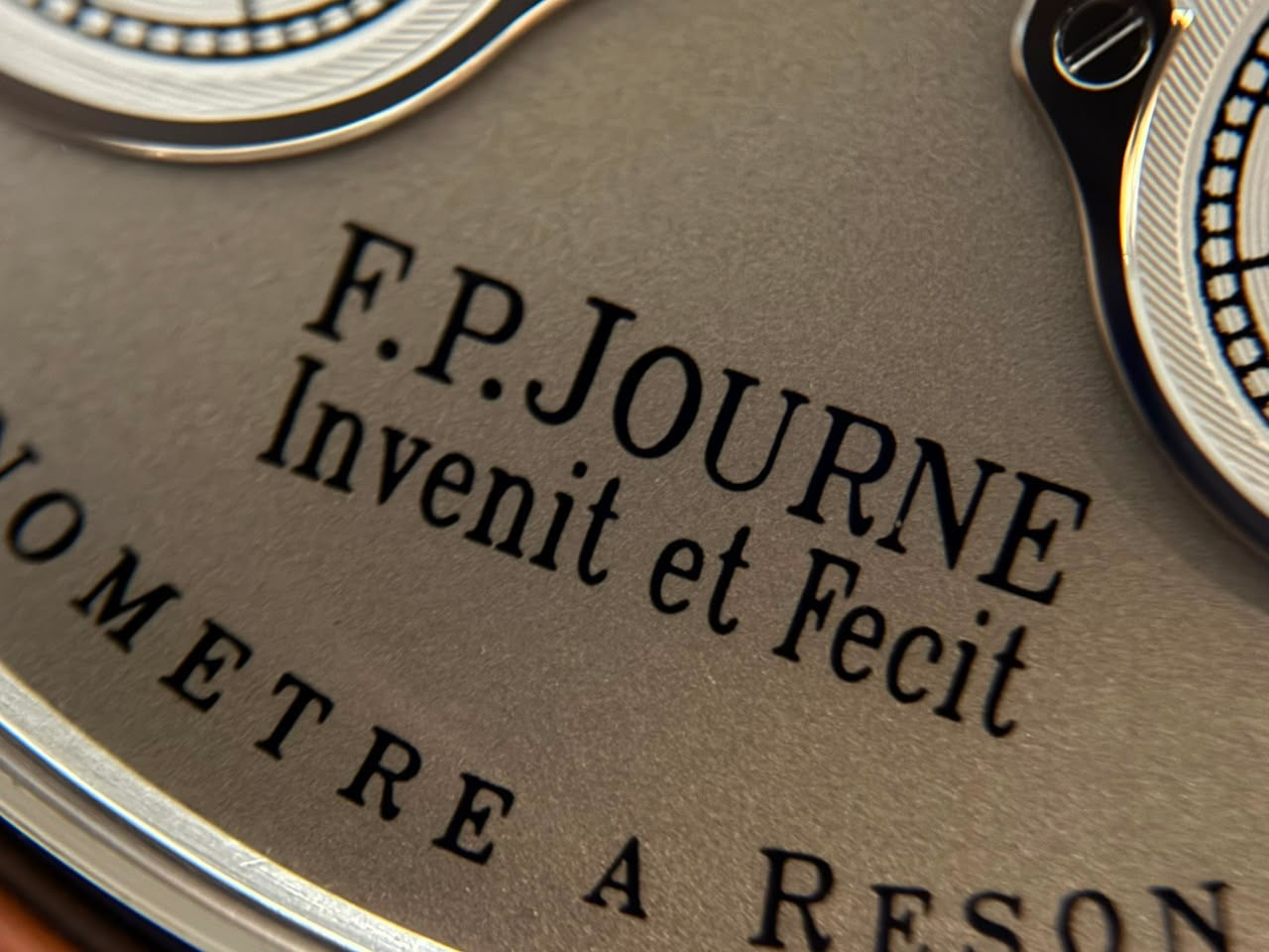 F.P. Journe Chronomètre à Résonance No. 048-05RN — Platinum, Full Set, Taiwan Warranty Card Dated 07/09/2007