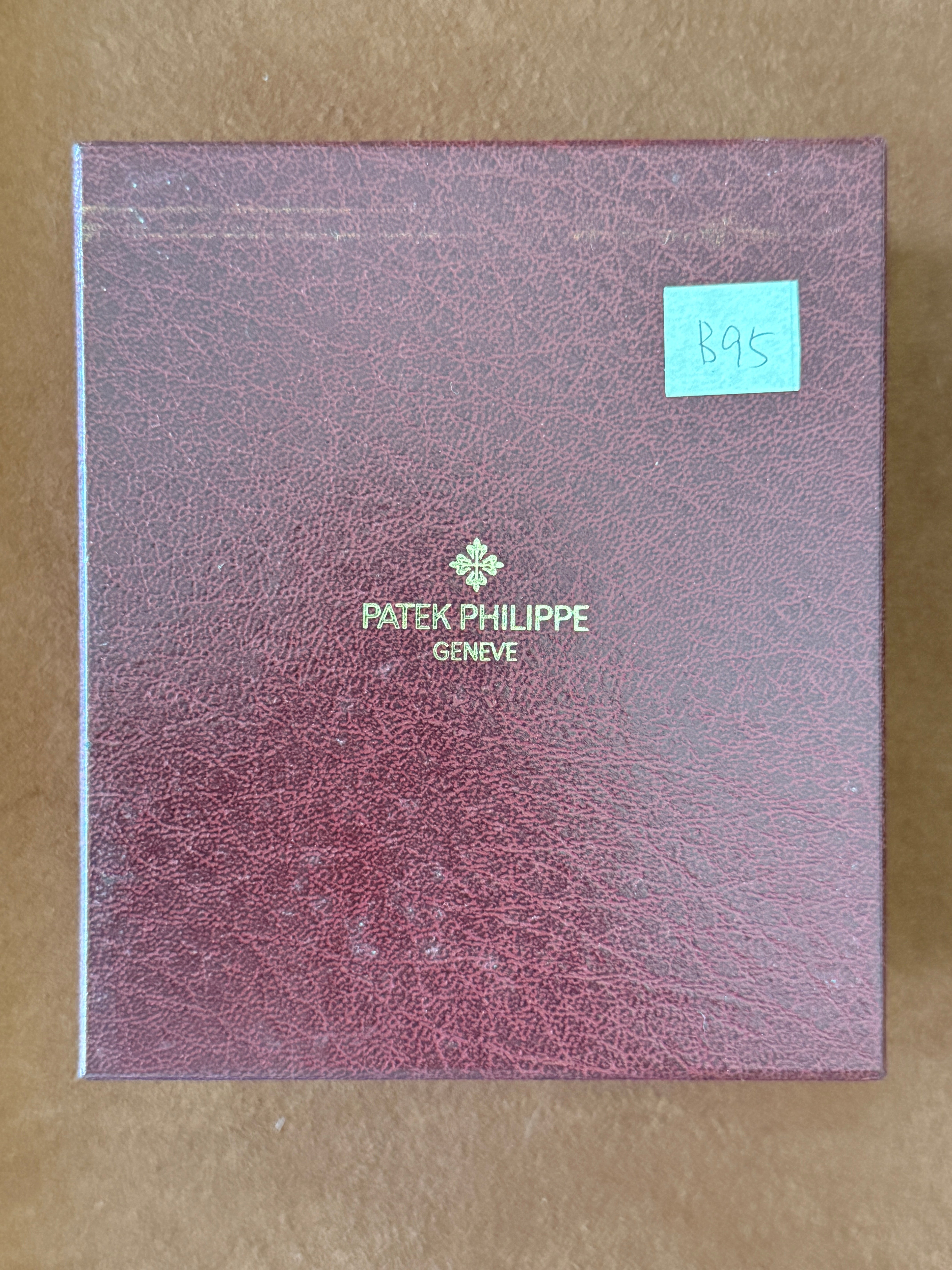 Patek Philippe Ref. 972/1J-001 with white porcelain dial - full set