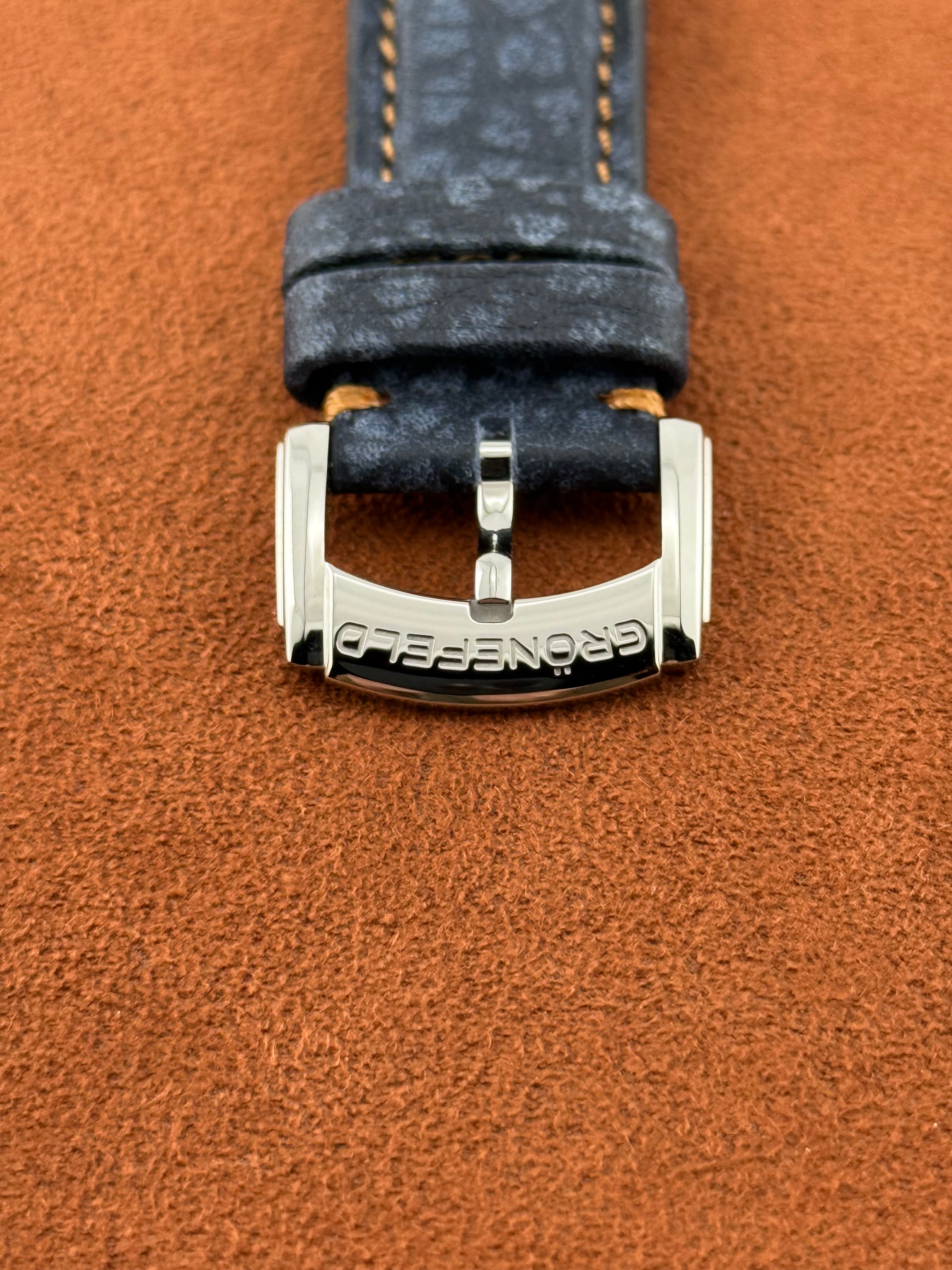 Grönefeld 1941 Principia Automatic – Salmon Dial, Stainless Steel, Full Set, New