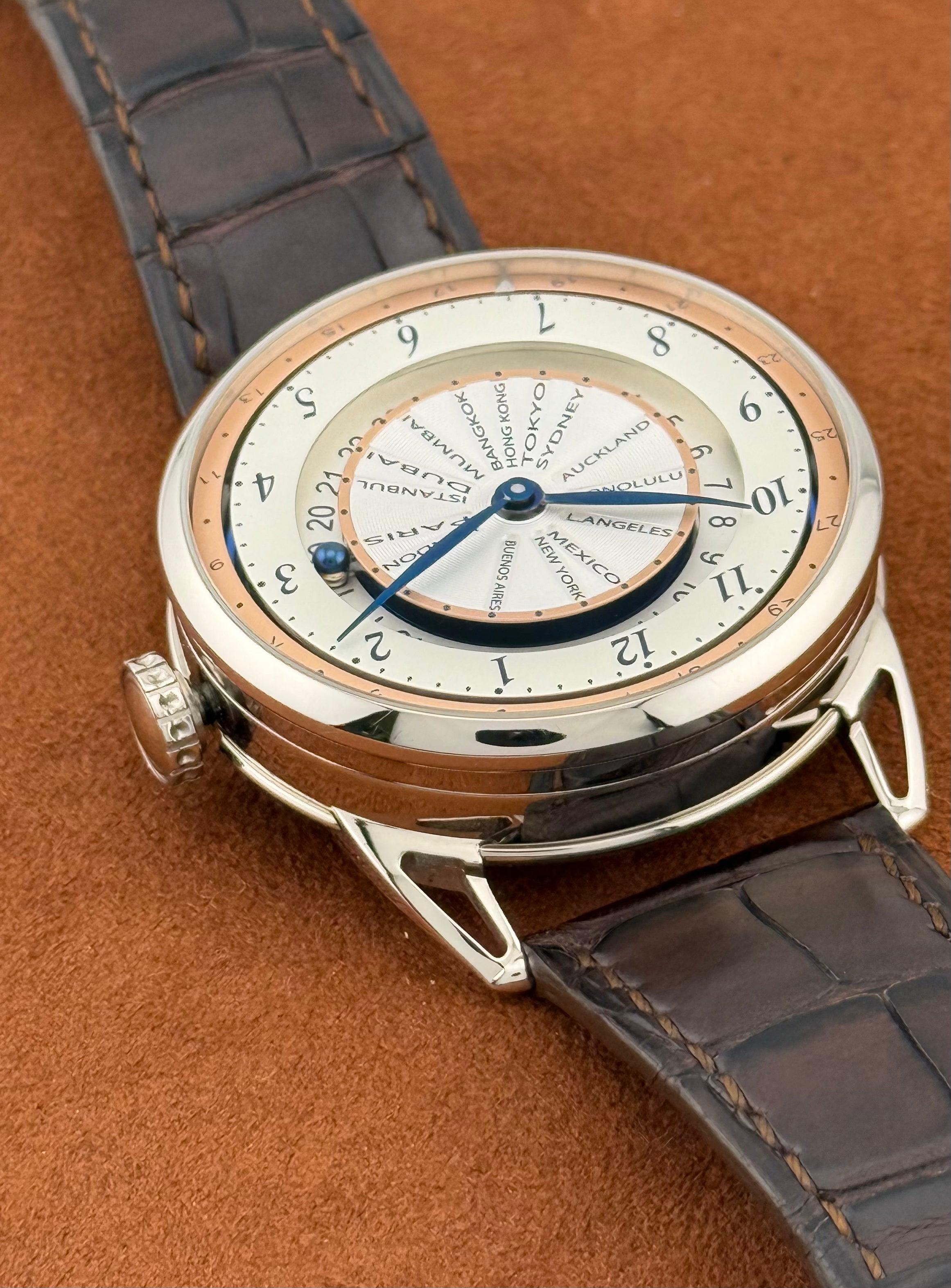 De Bethune DB25 WORLD TRAVELLER