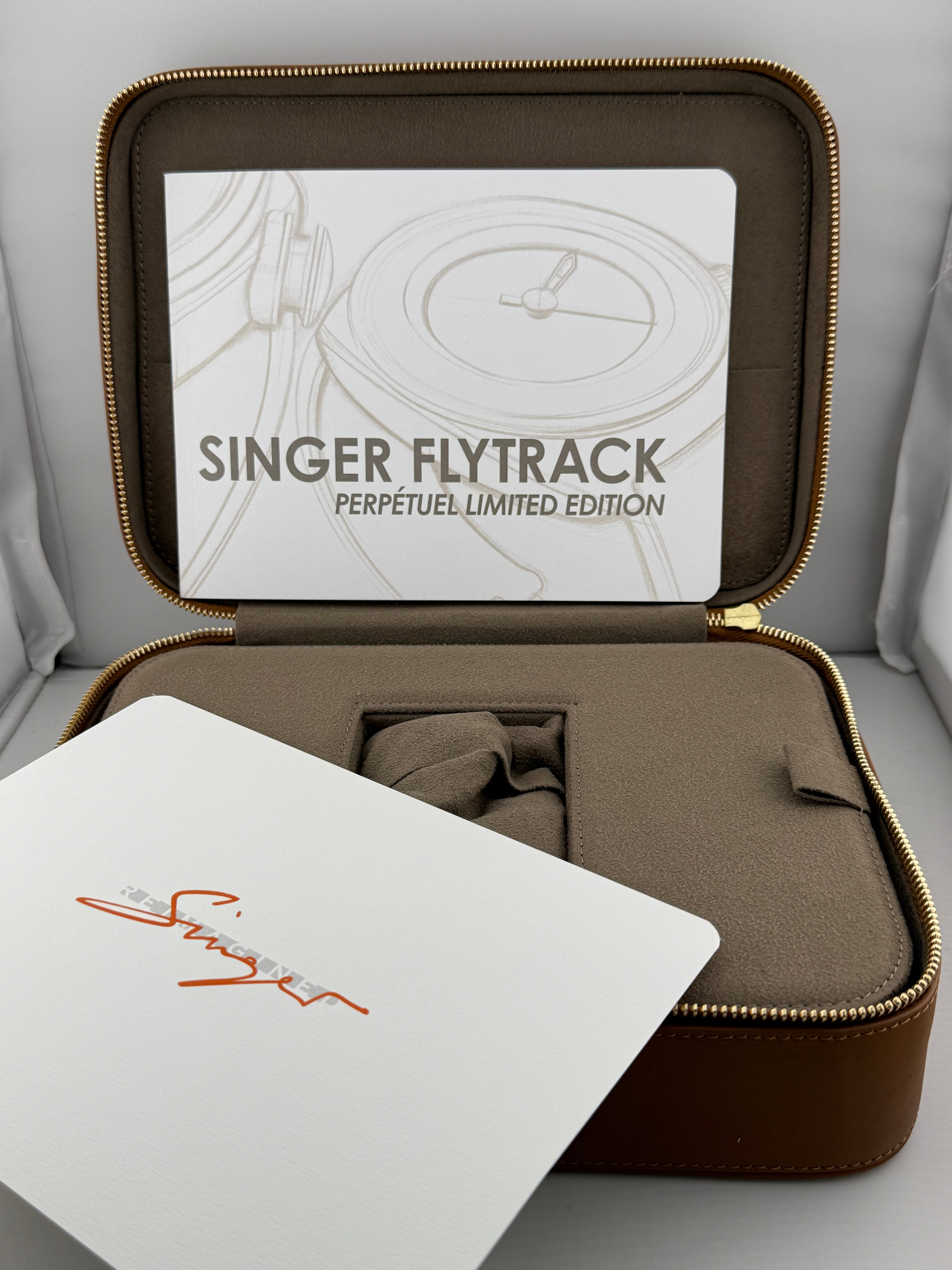 Singer Reimagined Flytrack Perpétuel Edition — Pulsometer, Titanium