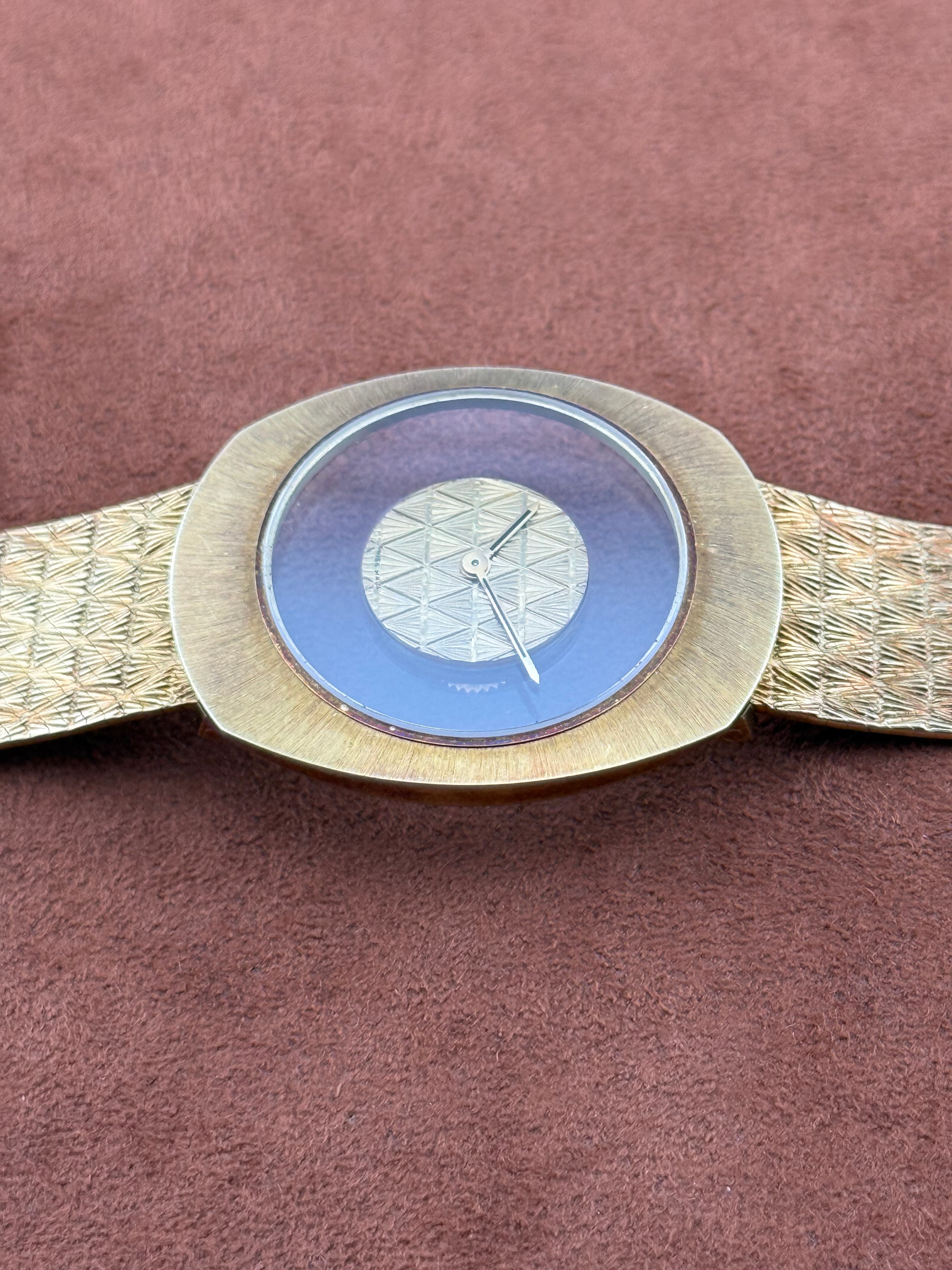 Jaeger-LeCoultre Mystery Watch Ref. 17006 – 18K Yellow Gold, Floating Dial