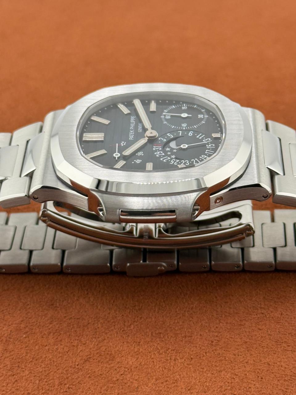 Patek Philippe Nautilus 5712/1A-001, Stainless Steel, Full Set, 2014