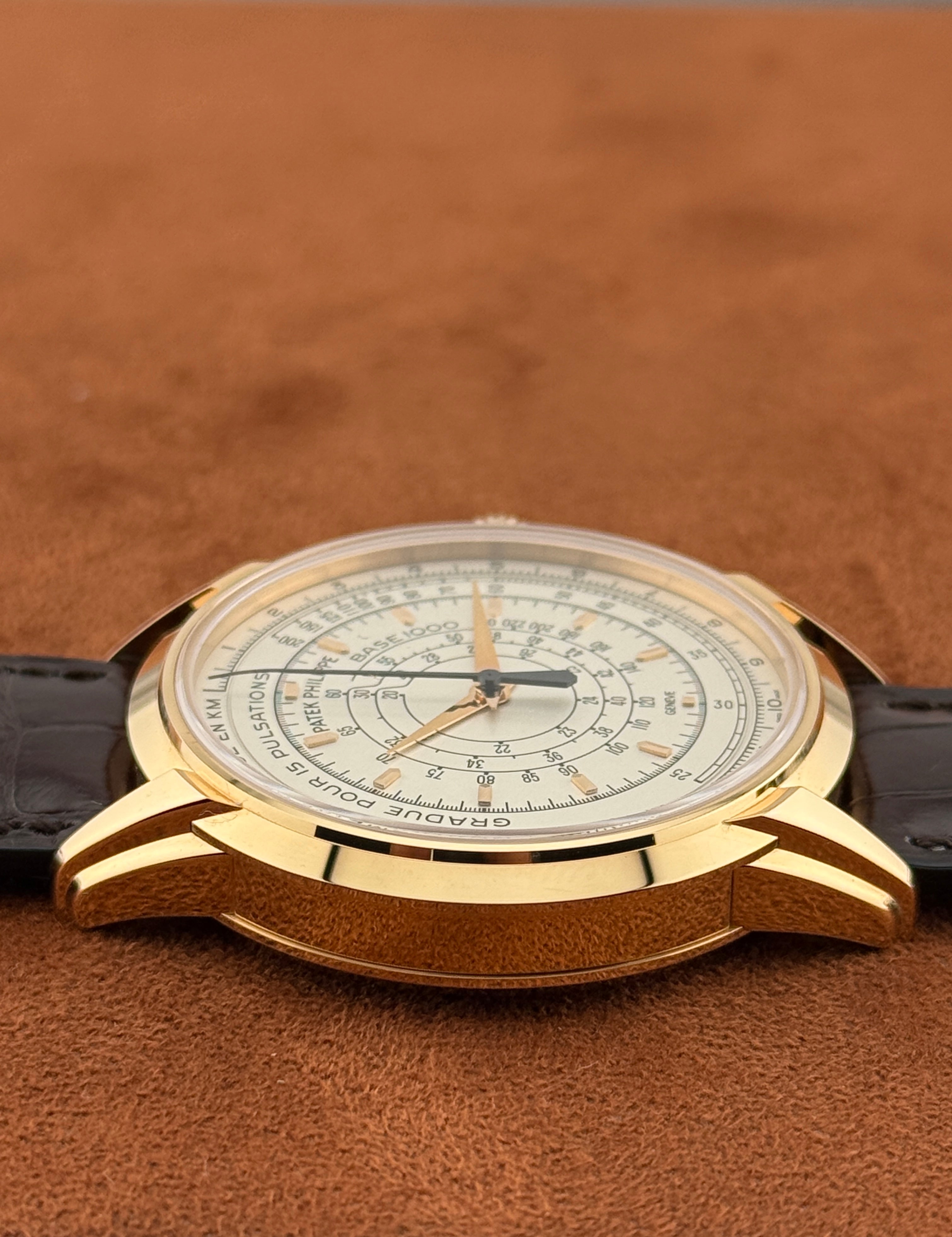 Patek Philippe Ref. 5975R-001 unworn and complete from 2015