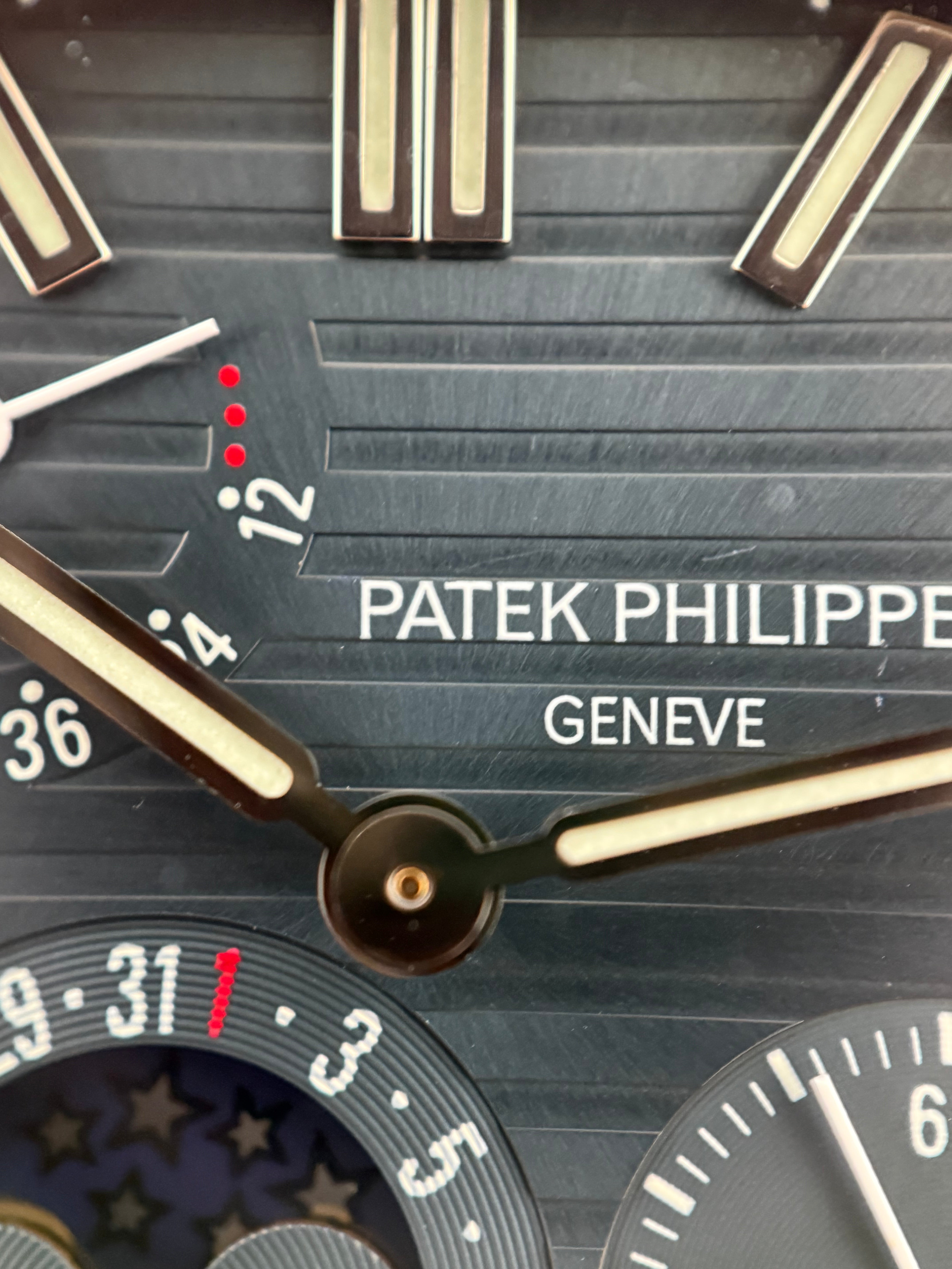 Patek Philippe Nautilus Ref. 3712/1A – First Series, Original Certificate, Full Set