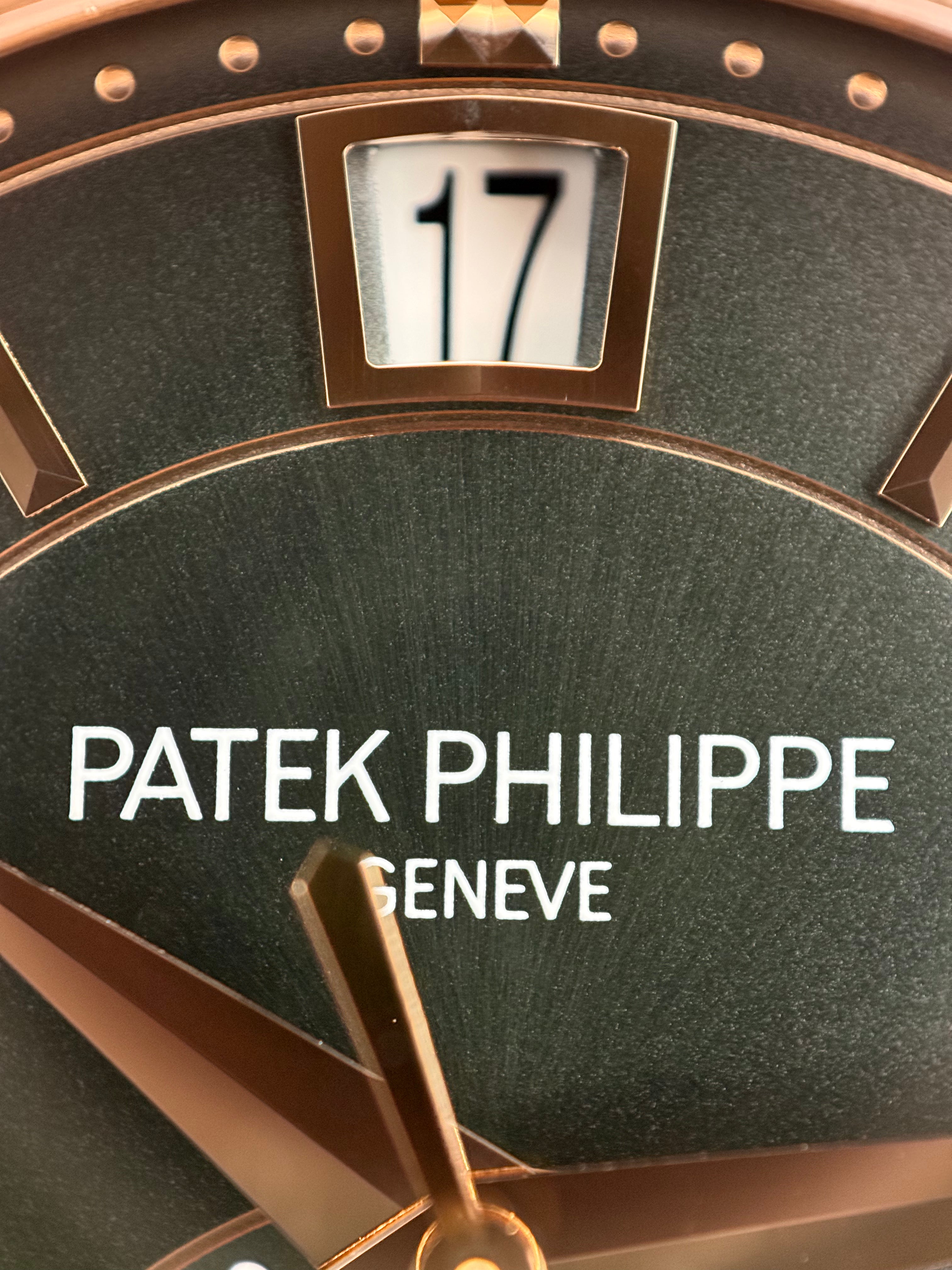 Patek Philippe Complications Annual Calendar Ref. 5205R-011 – Rose Gold, Olive Green Dial